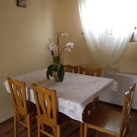 One-bedroom In I Apartment